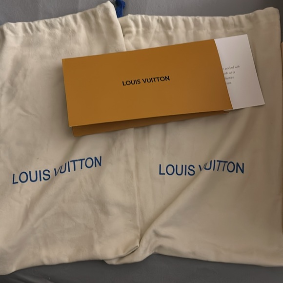 Louis Vuitton Trainer Sneaker size LV 8 (US 9 Perfectly) - Picture 10 of 10